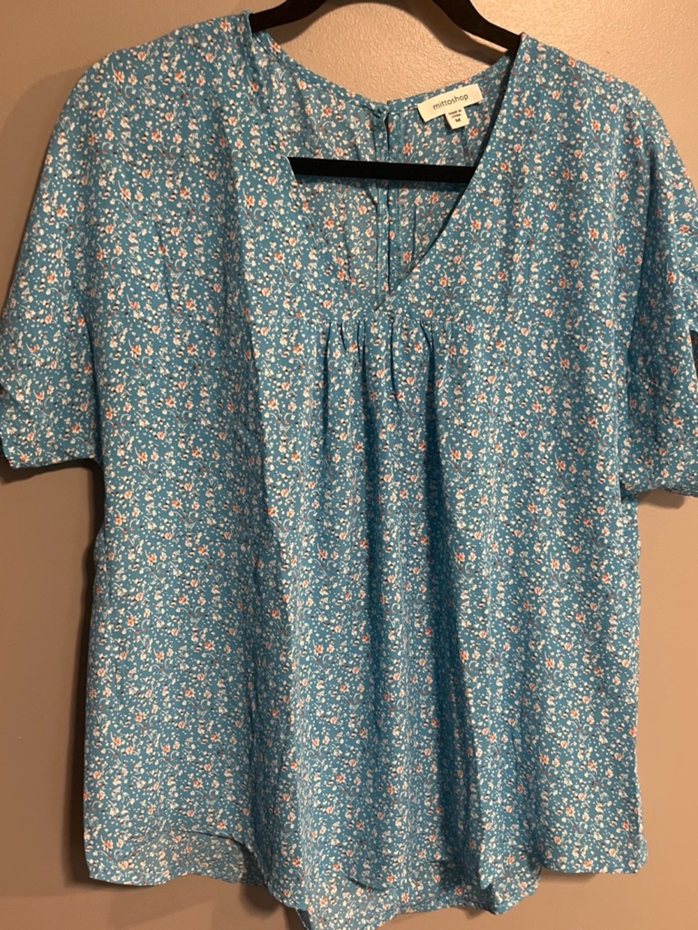 mittoshop Blue Floral V-Neck Blouse with Pink Accents